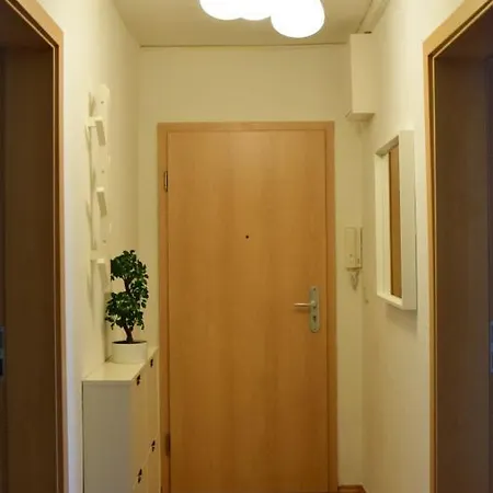 Apartment Haus Mit 3 Im Zentrum Von *