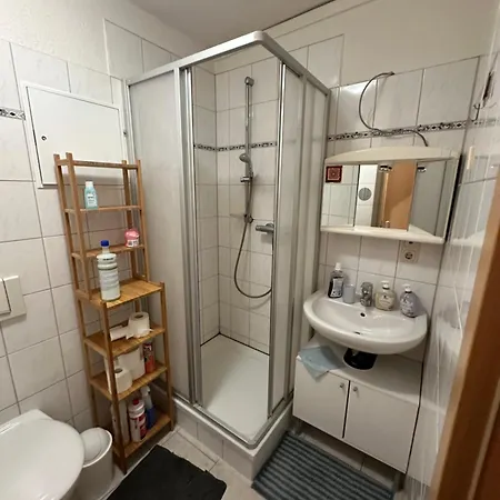 Apartment Haus Mit 3 Im Zentrum Von *